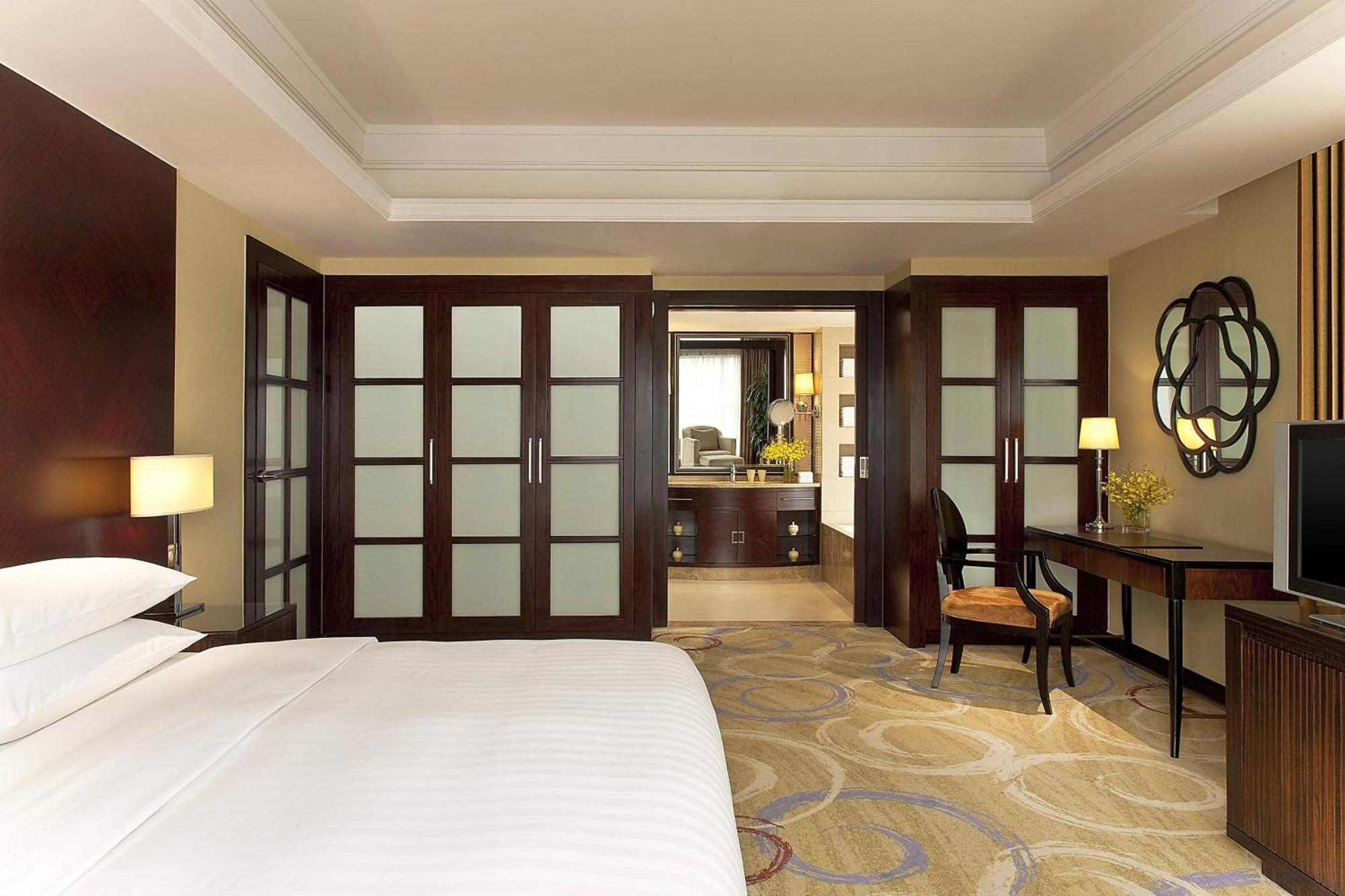 Sheraton Ningbo Hotel - Tianyi Square Zewnętrze zdjęcie
